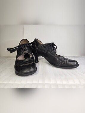 JOHN FLUEVOG FELLOWSHIP HI LUCILLE LACE-UP MARY JANE HEELS 9.5 BLACK PUMPS SHOES